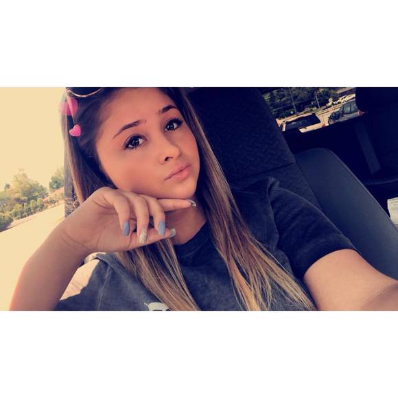 Meet your Posher, Ashley - Picture 1 of 1